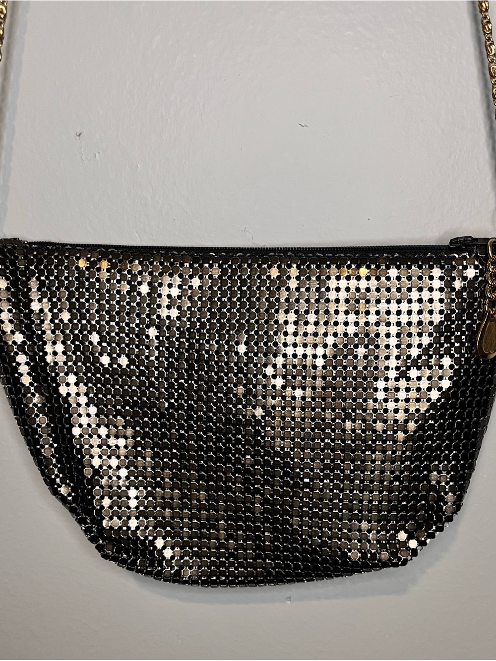 Vintage Metal Mesh Evening Bag – 1970s-80’s Glam Shoulder Purse Gold Chain Strap